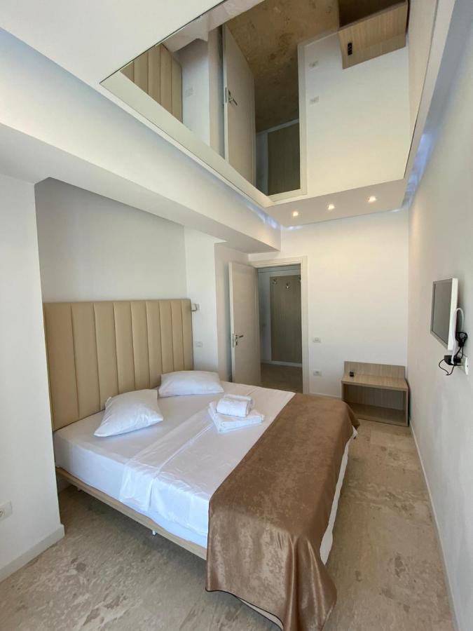 Apartament Ella Front View Năvodari Eksteriør billede